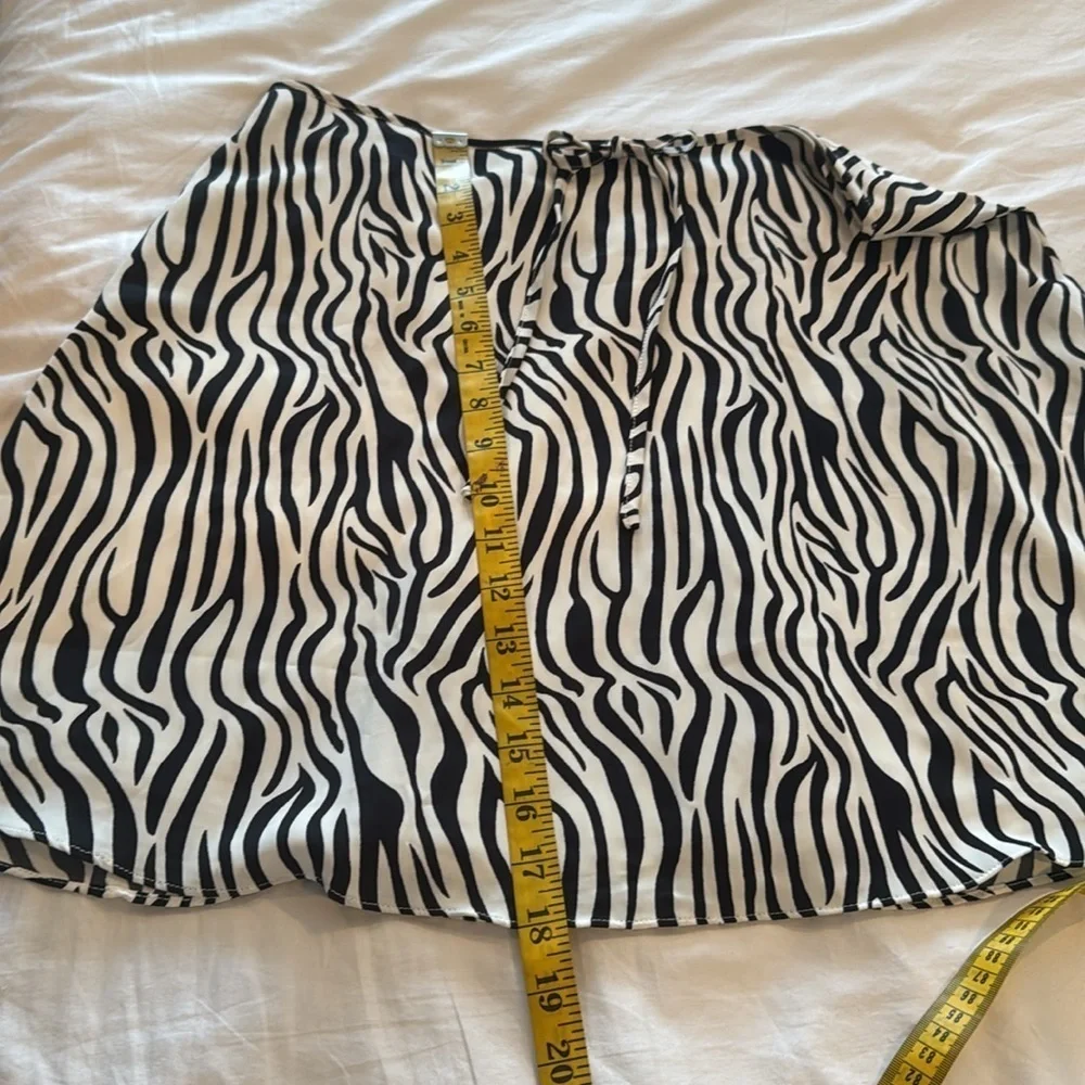 Nasty Gal 🔥sale🔥NWT black and white Zebra print skirt